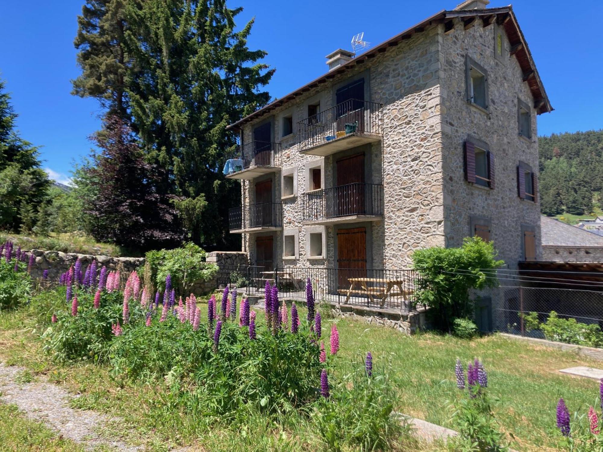 La Grange T2 Centre Ville Jardin Wifi Formiguères Dış mekan fotoğraf