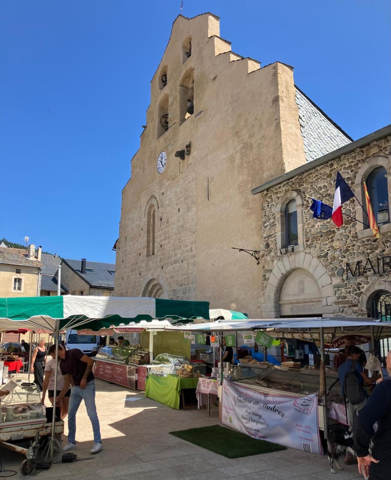 La Grange T2 Centre Ville Jardin Wifi Formiguères Dış mekan fotoğraf